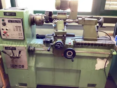1 Hoster 701 Bremstrommel-Drehmaschine Zanrosso TU 250x700 Junior – kavel bij Zoll-Auktion, Landshut