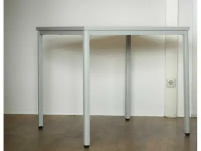270 Mehrzwecktische (gebrauchte/sehr guterhaltene - Hersteller unbekannt) – kavel bij Zoll-Auktion, Suhl