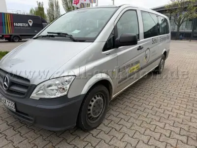1 PKW Mercedes Vito 9-Sitzer – kavel bij Zoll-Auktion, Bietigheim-Bissingen