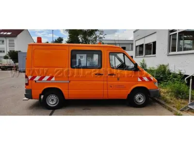 1 Daimler Chrysler bestelwagen – kavel bij Zoll-Auktion, Ludwigsburg