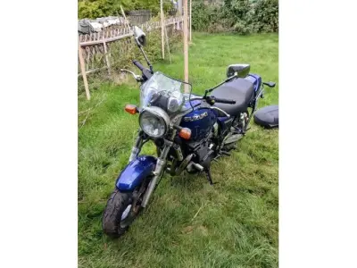 1 Suzuki GSX 750K1 – kavel bij Zoll-Auktion, Klingenthal