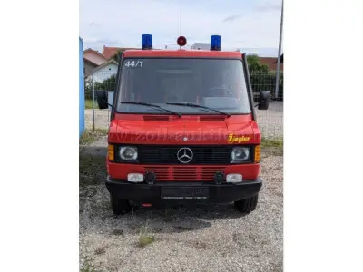 1 Löschfahrzeug Tragkraftspritze TSF, Mercedes-Benz 310KA – kavel bij Zoll-Auktion, Kirchham