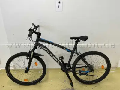 1 mountainbike van BTWIN "Rockrider", 26 inch, RH 53 cm – kavel bij Zoll-Auktion, Hamburg