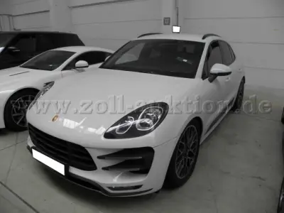 1 Porsche 95B Macan Turbo PDK – kavel bij Zoll-Auktion, Berlin