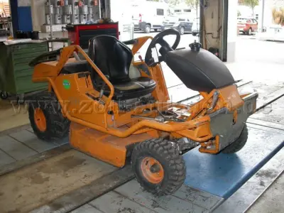 1 940 Sherpa 4 WD - AS Aufsitzmäher – kavel bij Zoll-Auktion, Bensheim