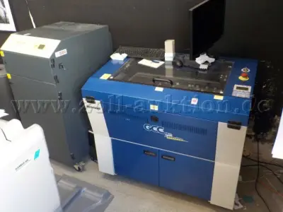 1 lasergraveermachine GCC Laser Pro Spirit LS met afzuigsysteem van Buth Graviersysteme – kavel bij Zoll-Auktion, Nürnberg
