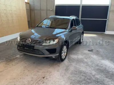1 VW Touareg V8 TDI – kavel bij Zoll-Auktion, Ansbach