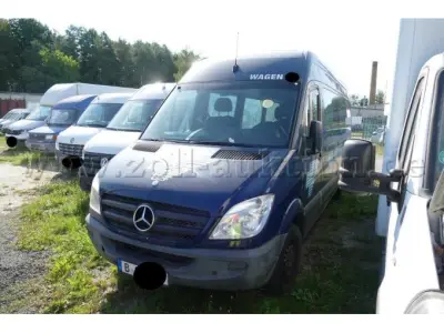 1 zelfgebouwde Mercedes Sprinter-camper, onvoltooid / ongeval- en knutselvoertuig – kavel bij Zoll-Auktion, Wandlitz