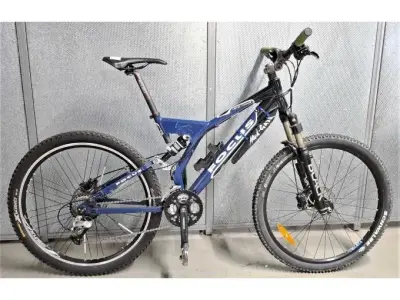 1 MTB, Focus vario rookie, blau, 24-Gang XT Schaltung, 26“, RH42 – kavel bij Zoll-Auktion, Frankfurt am Main
