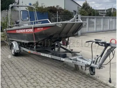 1 Steinbacher Bootstransporter mit Schmitt Rettungsboot mit Yamaha F60CETL Motor – kavel bij Zoll-Auktion, Worms