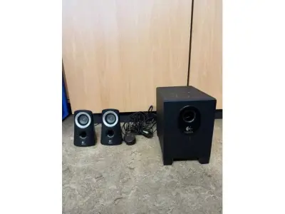 1 original Dolby-Surround-System 2.1 LOGITECH, gebraucht – kavel bij Zoll-Auktion, Mainz
