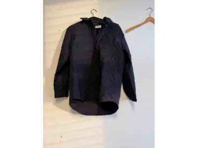 1 original Cartoon Damen Jacke Videospiele, Gr. 36, deep well, neu – kavel bij Zoll-Auktion, Mainz