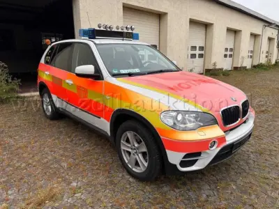 1 BMW X5 ehem. Kommandowagen NEF – kavel bij Zoll-Auktion, Paderborn