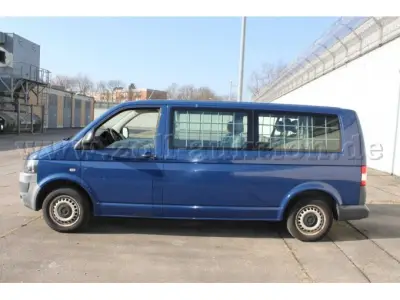 1 VW Transporter T5 2.0 TDI, stillgelegt – kavel bij Zoll-Auktion, Mannheim