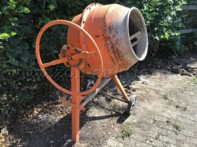 1 Betonmischer (Kipptrommelmischer) Hersteller: Atika Typ: SX145 – kavel bij Zoll-Auktion, Emmendingen