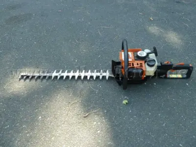1 Stihl Heckenschere HS 80 – kavel bij Zoll-Auktion, Nürnberg