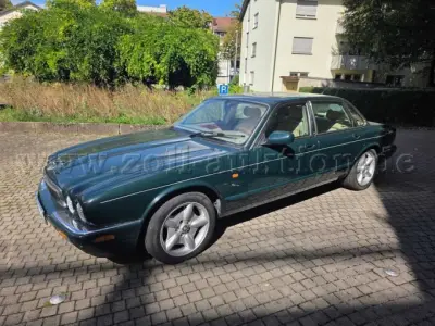1 Jaguar XJ8 X308 4.0 Souvereign – kavel bij Zoll-Auktion, Waiblingen
