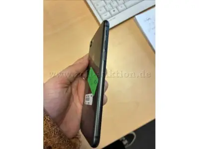 18 Apple iPhone 8 | Space Gray | 64 GB – foto 2 – kavel bij Zoll-Auktion, Münster