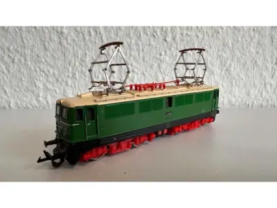 1 Modellbahn E-Lok E 42 035 DR DC TT 1:120 / SB 12mm (gebraucht) – kavel bij Zoll-Auktion, Löbau