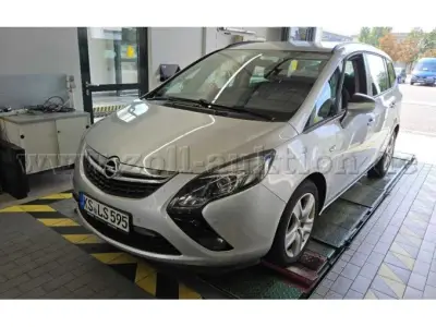 1 Opel Zafira Tourer B 2.0 DTH AT Edition – kavel bij Zoll-Auktion, Hoppegarten