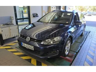 1 VW Golf 1.6 Diesel Comfortline – kavel bij Zoll-Auktion, Hoppegarten