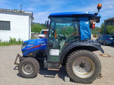 1 Defekter Kommunalschlepper Yokohama Iseki Typ TG6C Räumschild Streuaufsatz Fräse – kavel bij Zoll-Auktion, Braunlage
