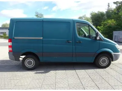 1 Mercedes Benz 906 KA 35 gebraucht – kavel bij Zoll-Auktion, Ahrensfelde