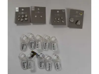 4 Ohrstecker -Set “Bijou Brigitte“ & 10 Ringe 925er Silber – kavel bij Zoll-Auktion, Hamburg