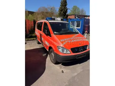 1 Mercedes Benz Vito Kompakt 4x4 ehemaliger ELW – kavel bij Zoll-Auktion, Flensburg