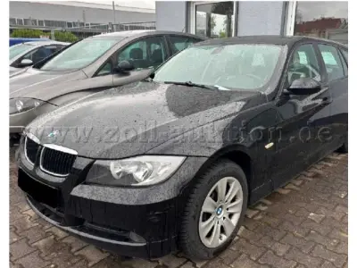 1 BMW-3 Touring/318i – kavel bij Zoll-Auktion, Kelsterbach