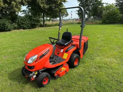 1 Kubota Rasentraktror GR 1600-II Aufsitzrasenmäher – kavel bij Zoll-Auktion, Kempen