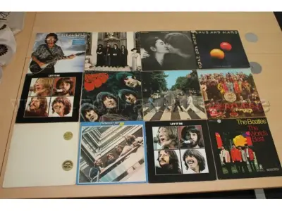 1 Konvolut mit 12 Schallplatten – kavel bij Zoll-Auktion, Koblenz