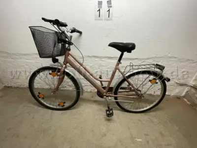 1 gebrauchtes Damenfahrrad, Hersteller Conquest, 26 Zoll – kavel bij Zoll-Auktion, Lehrte