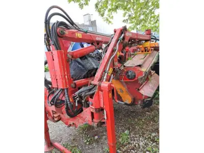 1 Mäh-Anbaugerät Dücker DUA 800 inkl. Gebläse LG 27 und Mäher RSM 13/4 – kavel bij Zoll-Auktion, Bielefeld