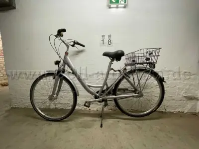 1 gebrauchtes Damenfahrrad, Hersteller City, 28 Zoll – kavel bij Zoll-Auktion, Lehrte