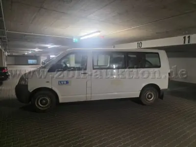 1 VW Bus T5, Erstzulassung 09/2005, Diesel, nicht fahrbereit – kavel bij Zoll-Auktion, Bonn