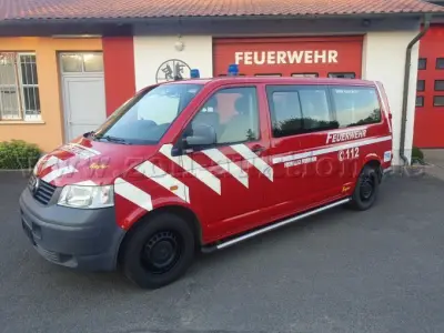 1 Transporter Carave (Volkswagen VW) – kavel bij Zoll-Auktion, Willmars