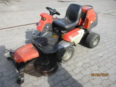 1 Ausitzrasenmäher Husqvarna P 524, Bastlerfahrzeug – kavel bij Zoll-Auktion, Ronnenberg