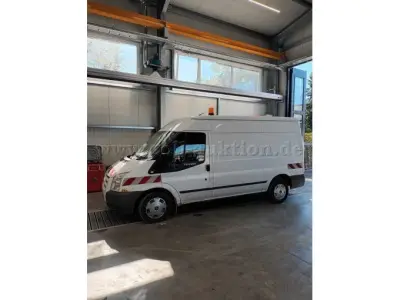 1 Ford Transit Tourneo Kastenwagen - nicht fahrbereit – kavel bij Zoll-Auktion, Pocking