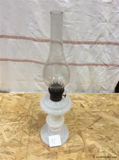 Olielamp – kavel bij Vlavem
