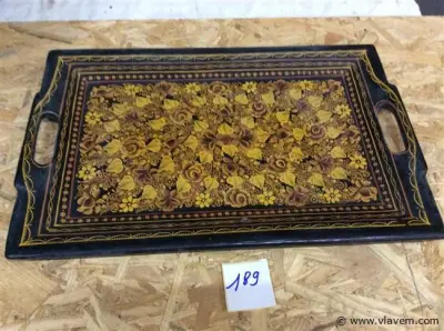 Opdienplateau. (papier maché?) – kavel bij Vlavem