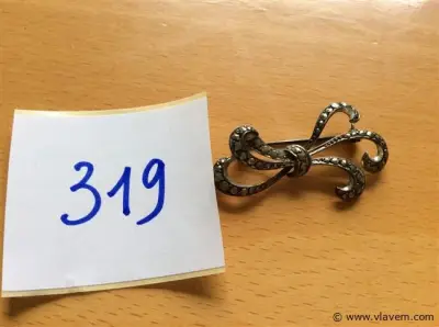 Broche AG – kavel bij Vlavem