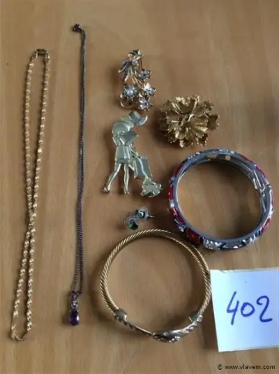 Lot fantasiejuwelen – kavel bij Vlavem