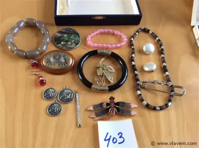Lot fantasiejuwelen – kavel bij Vlavem
