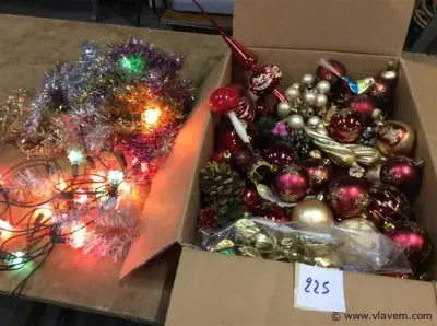 Lot kerstversiering – kavel bij Vlavem