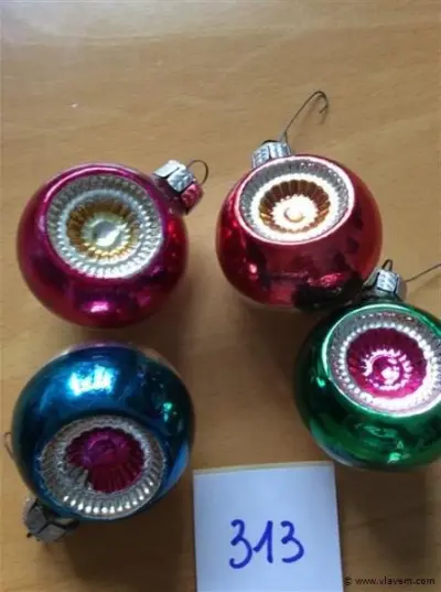 Oude kerstballen – kavel bij Vlavem