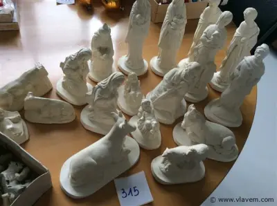 Lot kerstfiguren – kavel bij Vlavem