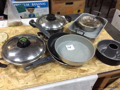 Lot potten en pannen – kavel bij Vlavem
