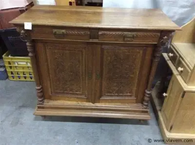 Antieke commode – kavel bij Vlavem