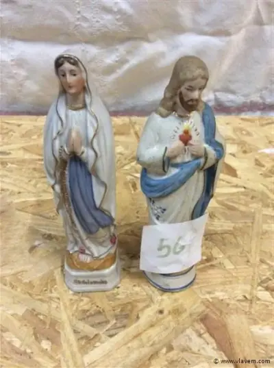Religieus : beeldjes 2st – kavel bij Vlavem